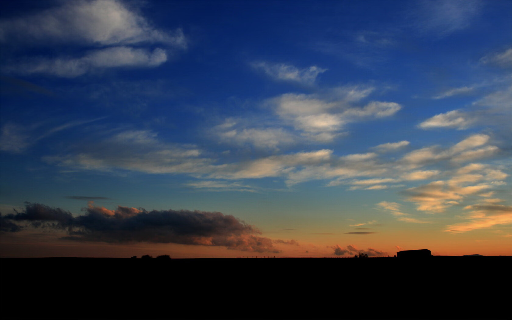 开云APP-北美雄风VS巴斯克铁壁，德里赫特一夫当关